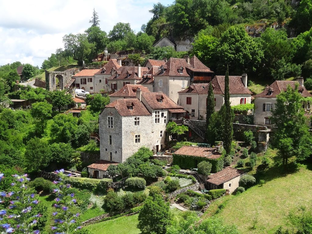 まとめ フランス人が選ぶお気に入りの村 Le Village Prefere Des Francais 世界の最も美しい村をめぐる